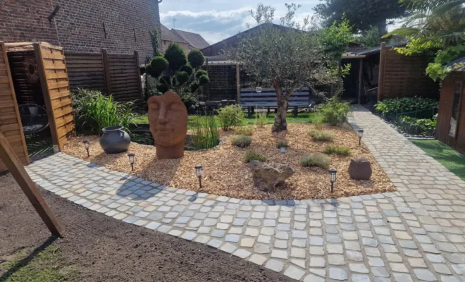 Création paysagère à Quarouble avec pose d'un Olivier et pavage d'allées, Douai, Les Jardins de Jo