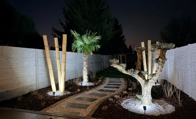 Création paysagère à Roeulx, illuminée de nuit, Douai, Les Jardins de Jo